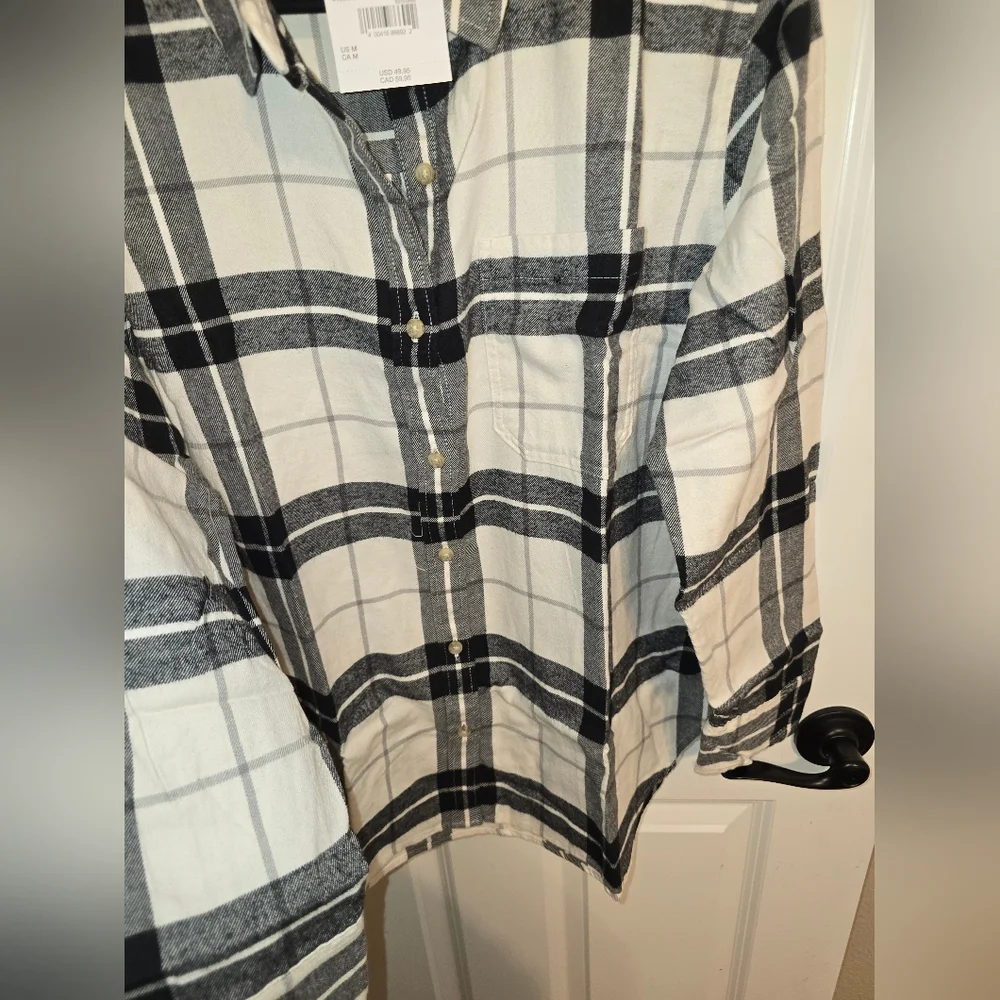 AE Oversized Plaid Button-Up Shirt Sz Med NWT - Picture 5 of 5